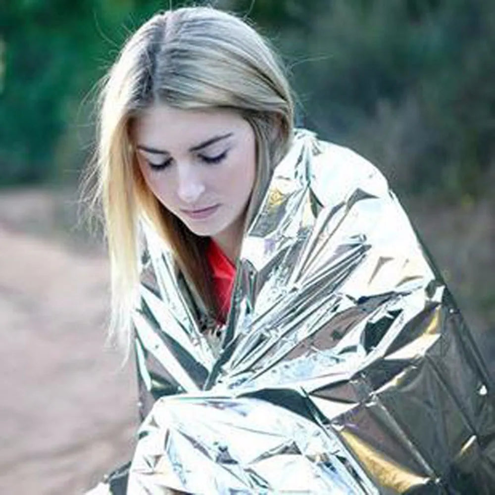 Emergency Thermal Poncho Blanket – Lightweight and Versatile Survival Gear image 4