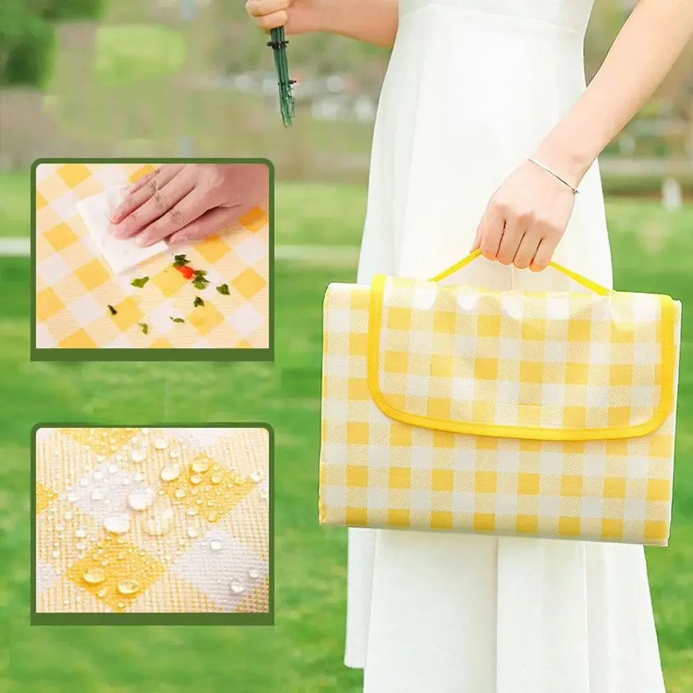 Foldable Outdoor Picnic Pad – Waterproof &amp; Lightweight Beach Mat image 3