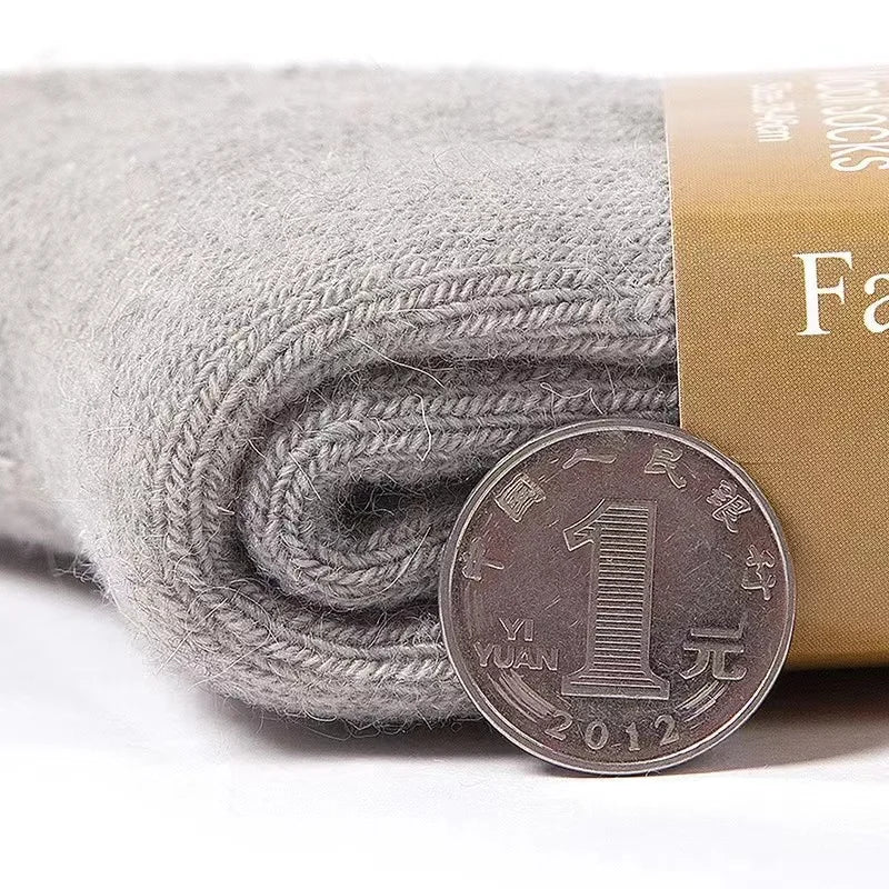 Ultimate Warmth: Men's Winter Super Thick Thermal Wool Socks image 3