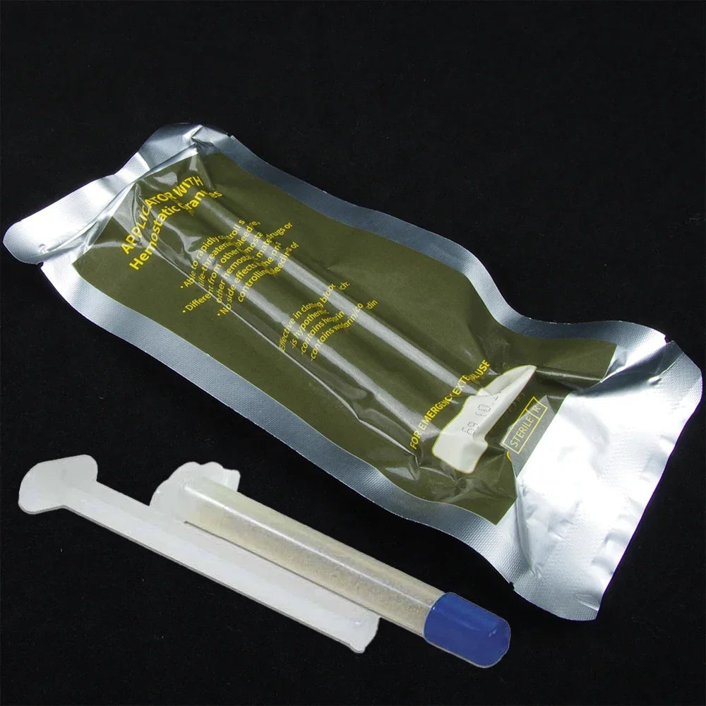 Chitosan Powder Applicator with Hemostatic Granule Bandage for Emergency Use image 3